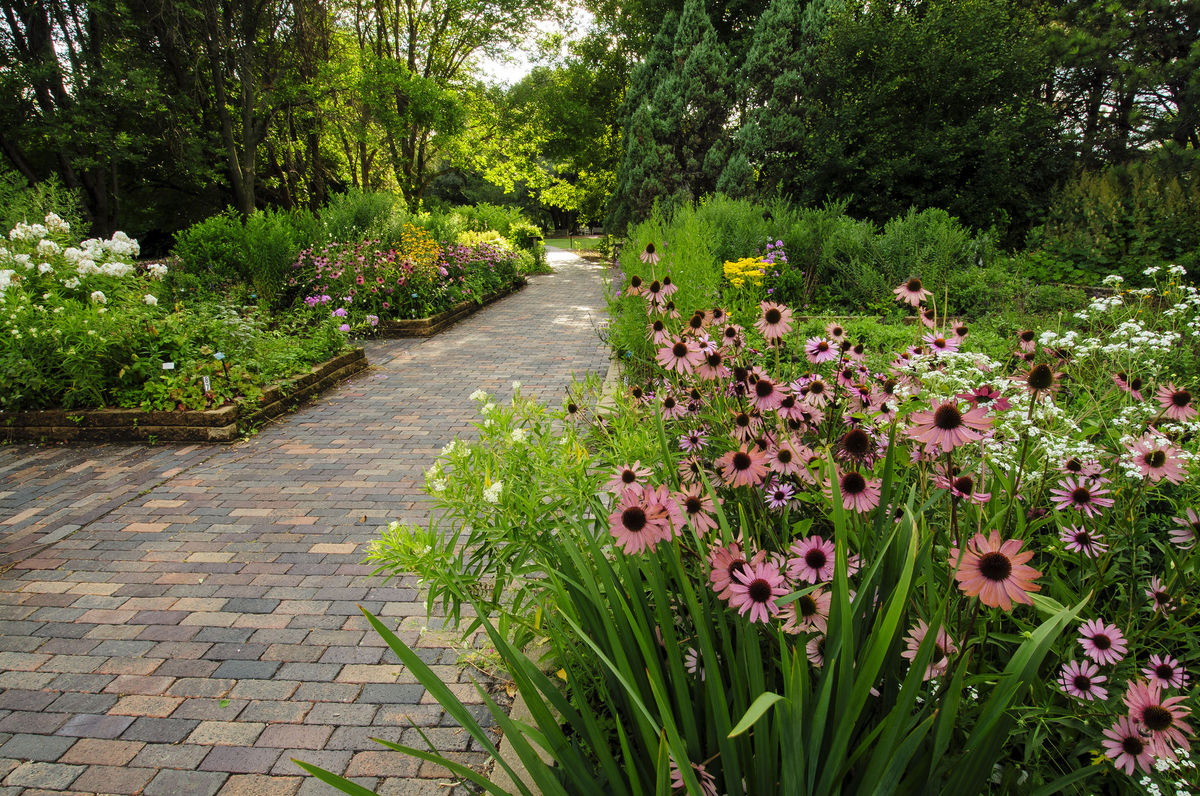 Home South Dakota Glacial Lakes and Prairies